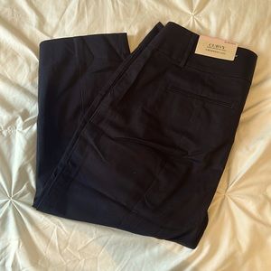Ann Taylor navy blue cropped leg dress pants